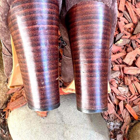 Tory Burch Y2K Brown Suede Leather Claudia Heeled Lug Sole Knee Boots Size 6 - Picture 7 of 10